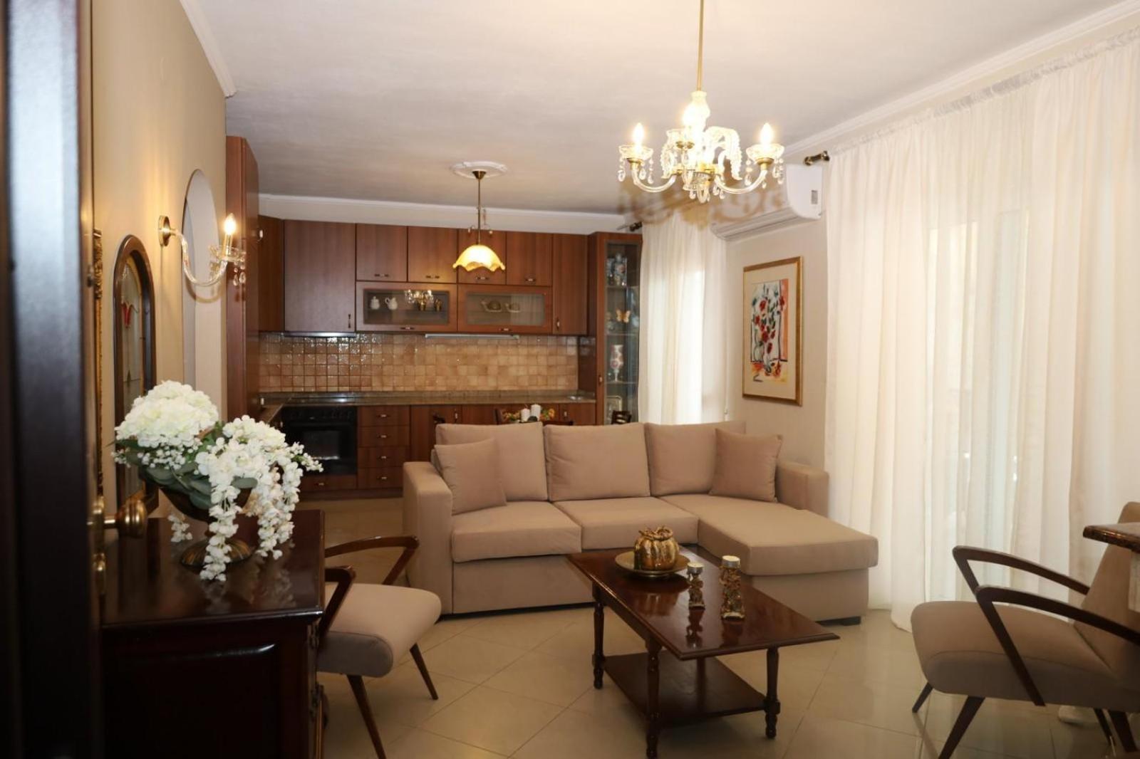 דירות קראמוטי Cozy House מראה חיצוני תמונה